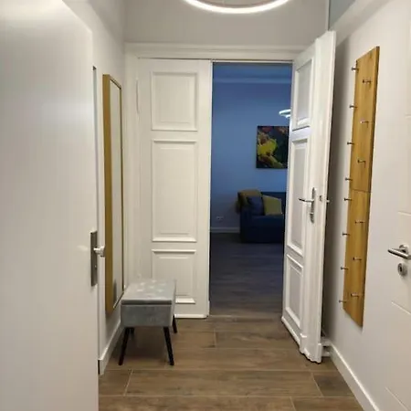 Stadt-idyll Im Zentrum Apartament *